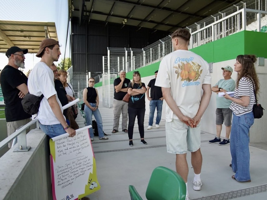 Diskriminierungssensible Stadionführung im Preußenstadion
